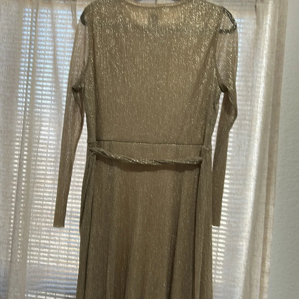 Anne Klein Shimmering gold dress 👗 - Picture 5 of 8